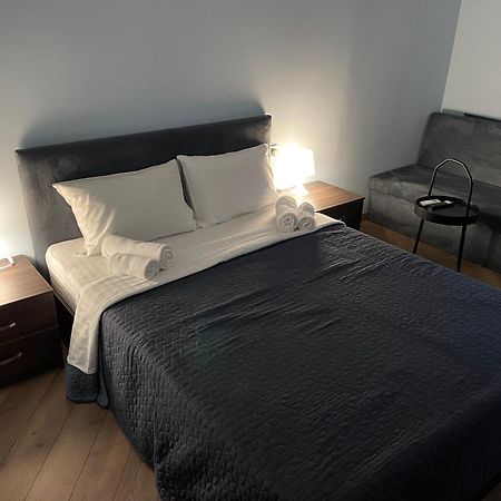 Yerevan Downtown Luxe Διαμέρισμα Εξωτερικό φωτογραφία