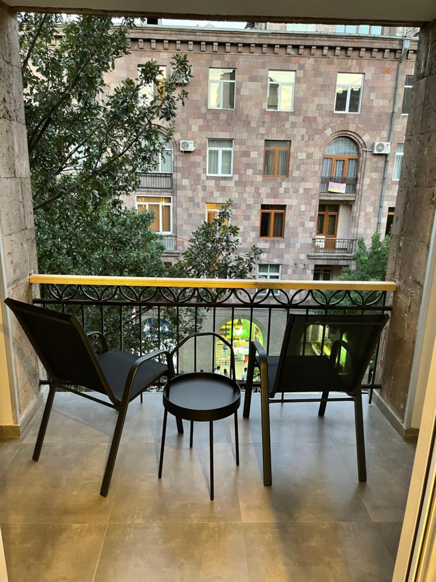 Yerevan Downtown Luxe Διαμέρισμα Εξωτερικό φωτογραφία